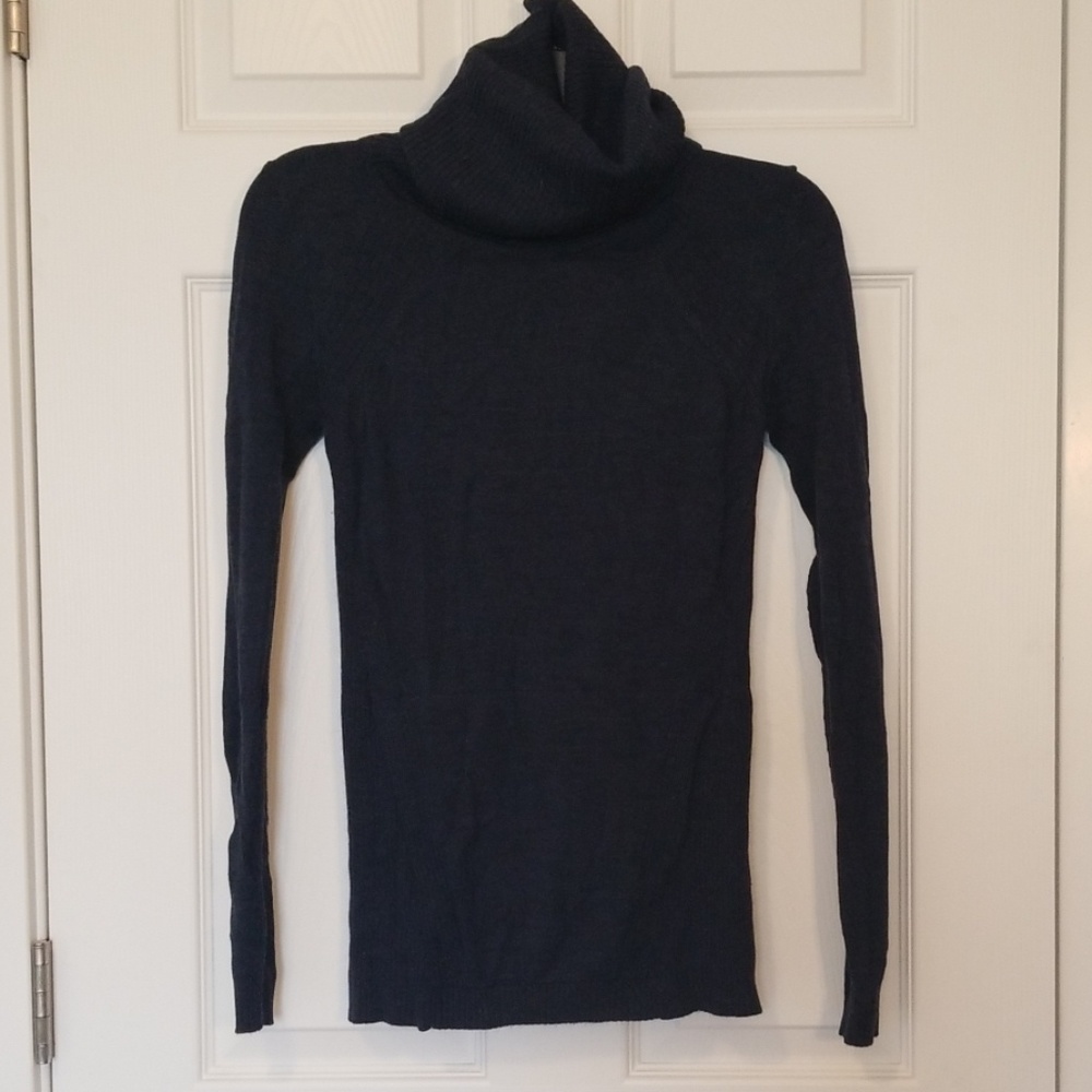 Lululemon Sweat And Savasana Sweater EUC Navy